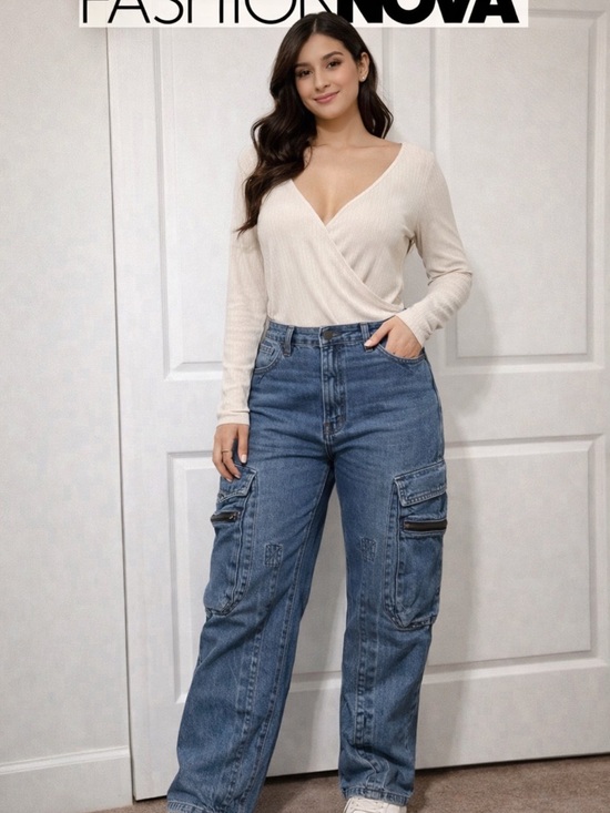 Fashion Nova Denim - Fashion Nova Cargo Jeans size 15 (XL‎ Junior)